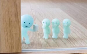 FIGURKI SONNY ANGEL (FI40) (201045) (X12_OPAKOWANIE)