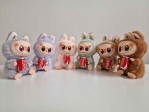 KAPYBARA BRELOK COLA (786722) (5101667867229) (12_OPAKOWANIE)